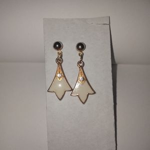 Vintage stud earrings